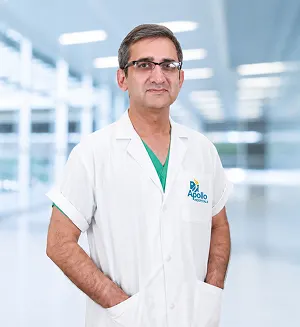 Portrait of Dr. Faisal Mumtaz
