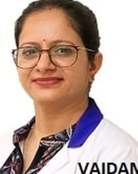 Portrait of Dr. Lavi Sindhu