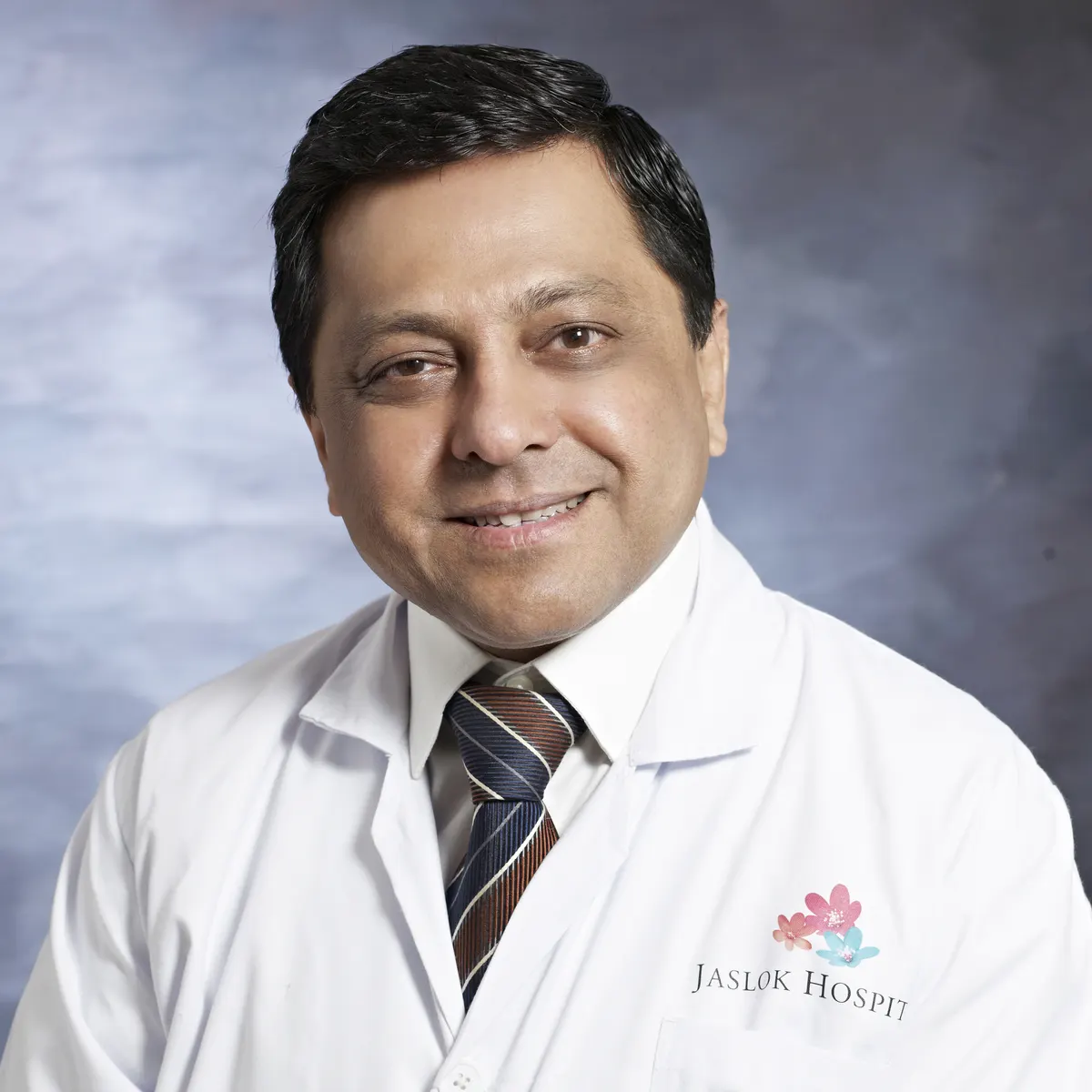 Portrait of Dr. Shoaib F. Padaria