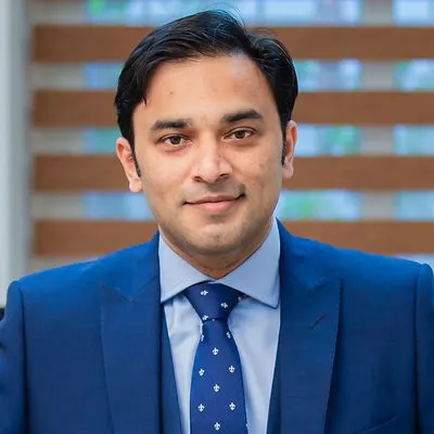 Portrait of Dr Venkatesh Munikrishnan