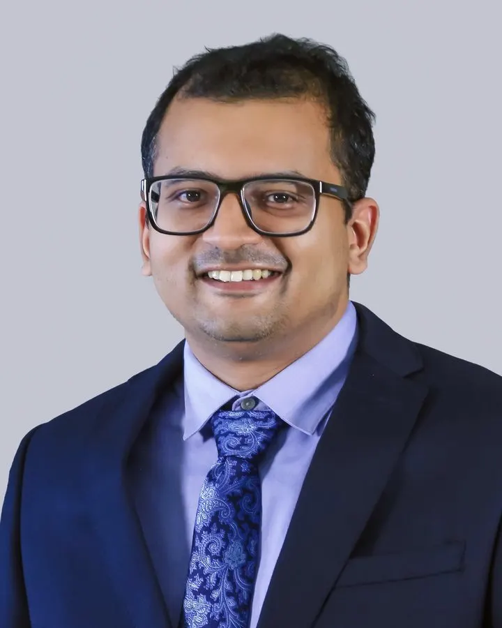 Portrait of Dr. Vivek Rajendran