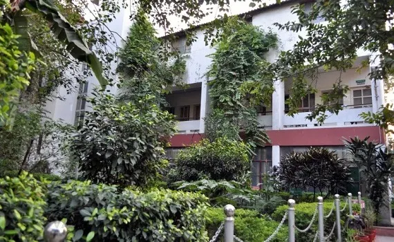 Bapu Nature Cure Hospital and Yogashram, New Delhi