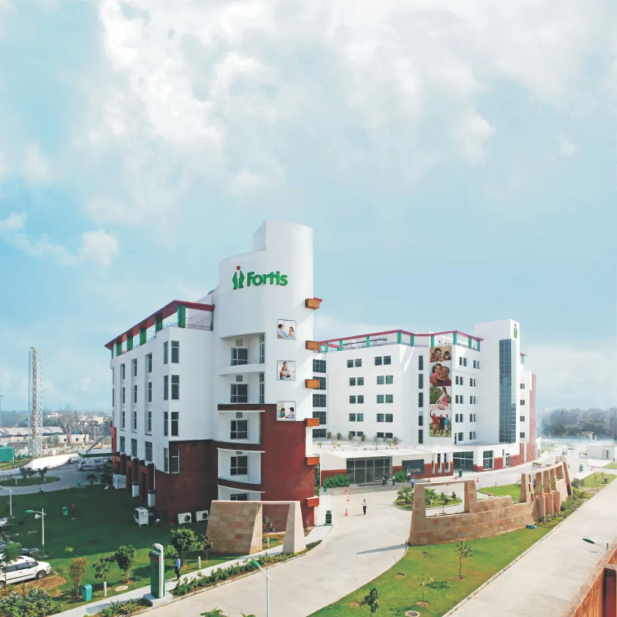 Fortis Hospital Shalimar Bagh, New Delhi