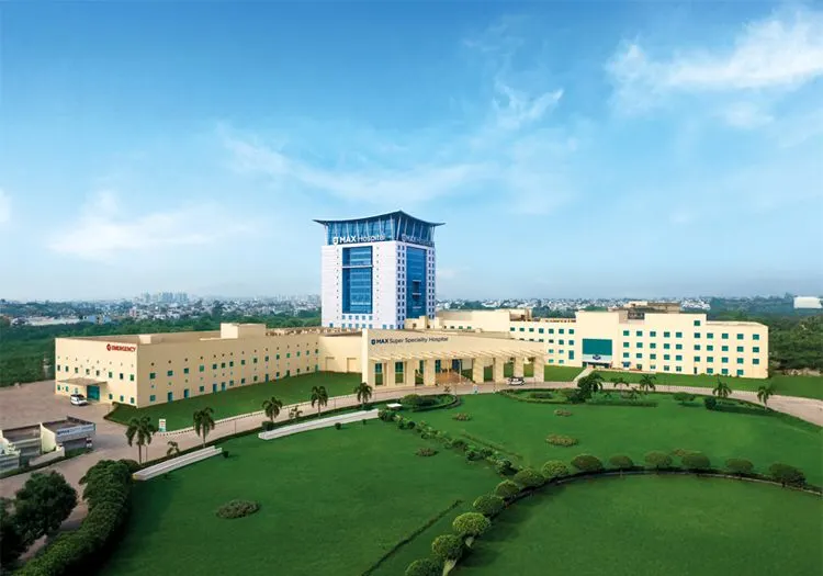 Max Super Speciality Hospital, Lucknow